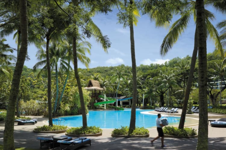 Garden wing swimming pool